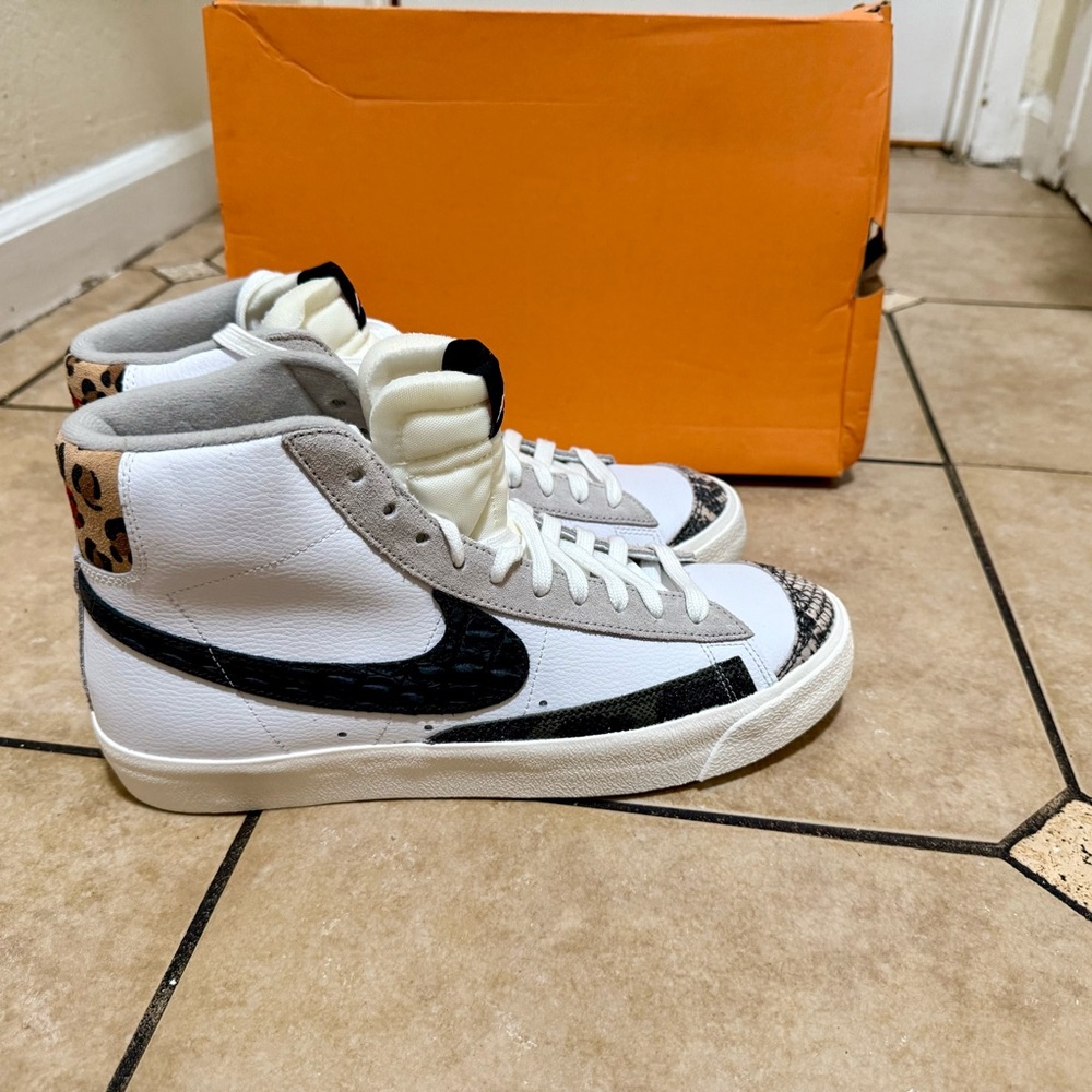 Men’s BLAZER MID '77 VNTG